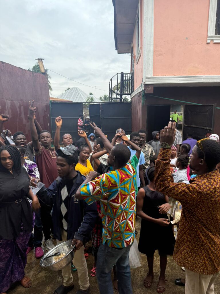 THIS IS AN ORGANIZATION THAT HELP DISADVANTAGED YOUTH AND OUR LESS PRIVILEGED IN AND AROUND THE COMMUNITIES BY FEEDING THEM, CLOTHING AND TAKING THEM TO CHURCH. whatsapp image 2025 09 01 at 15.51.34 bc327875