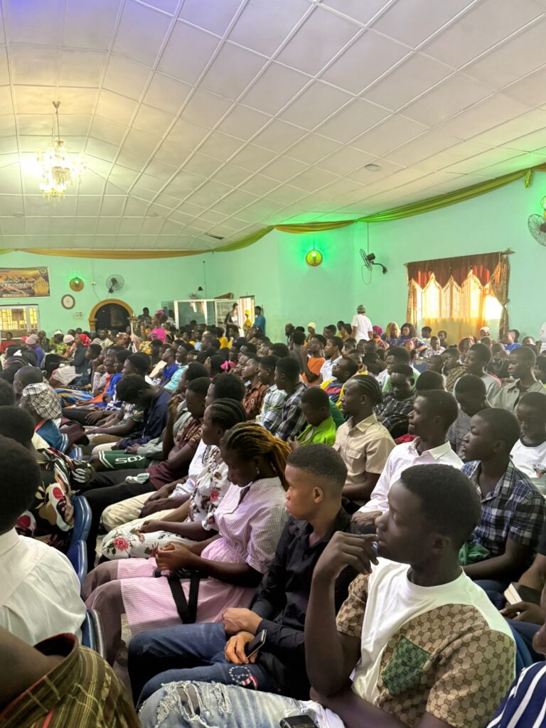 THIS IS AN ORGANIZATION THAT HELP DISADVANTAGED YOUTH AND OUR LESS PRIVILEGED IN AND AROUND THE COMMUNITIES BY FEEDING THEM, CLOTHING AND TAKING THEM TO CHURCH. whatsapp image 2025 09 01 at 15.51.36 d058ba89